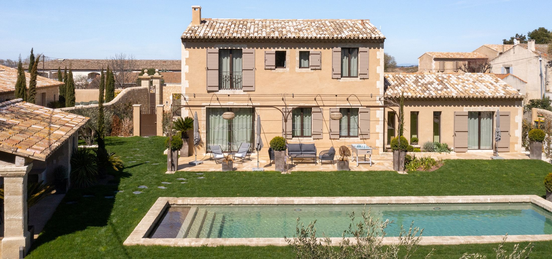 Villa Rental with Swimming Pool, Alpilles